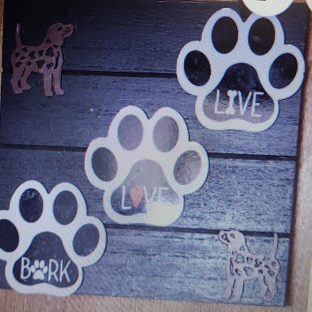 Paw Print Wall Decor Set - Black and White